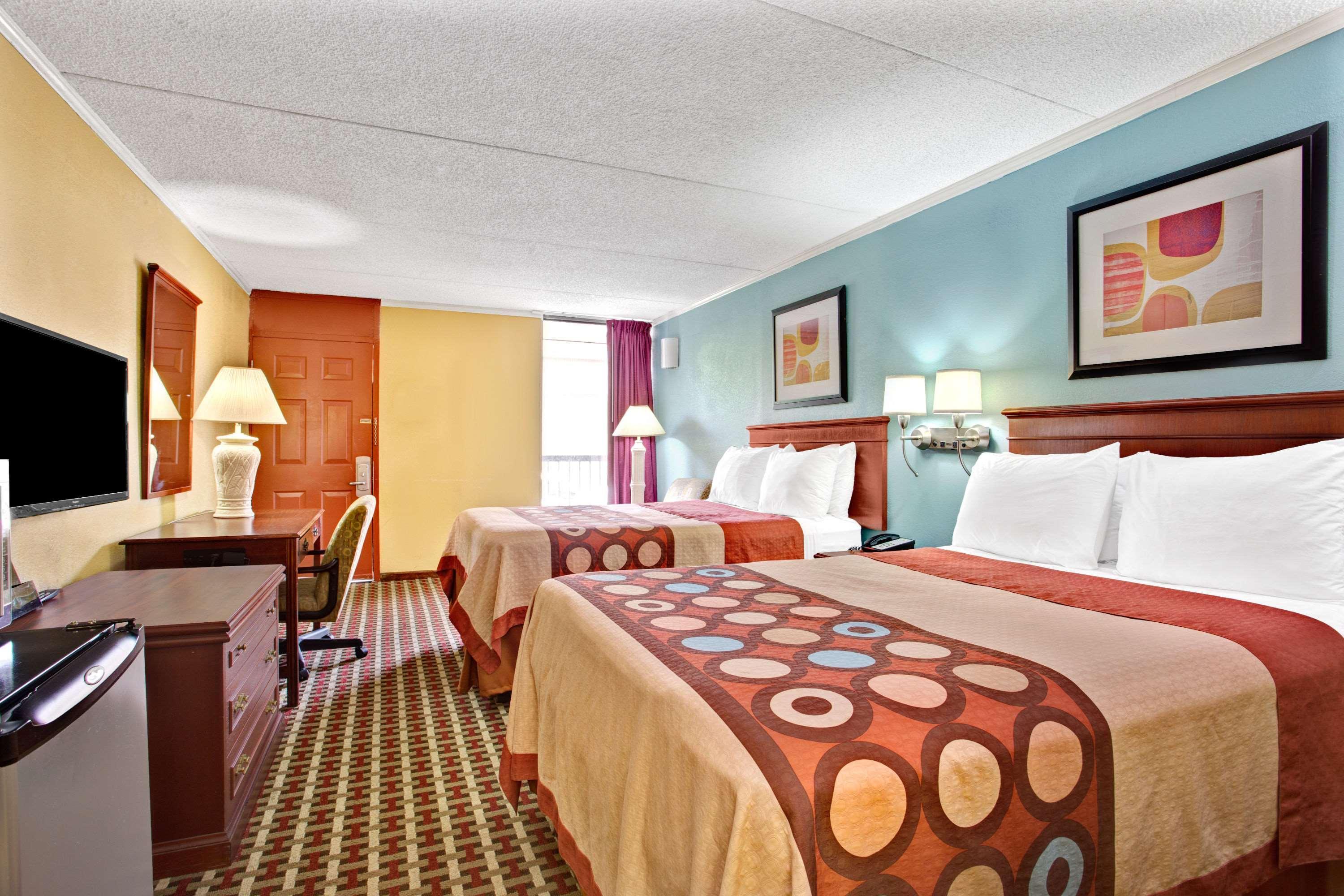 Super 8 Downtown Raleigh Motel Eksteriør bilde