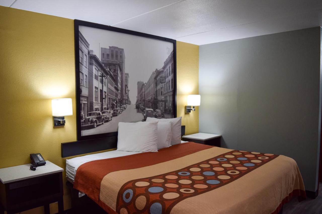 Super 8 Downtown Raleigh Motel Eksteriør bilde